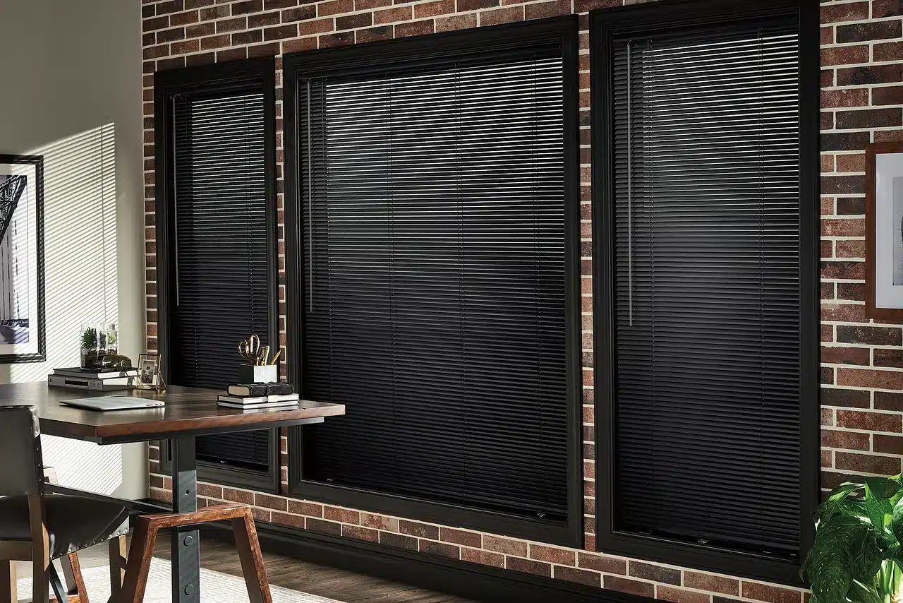 Aluminum Blinds Dark (2)